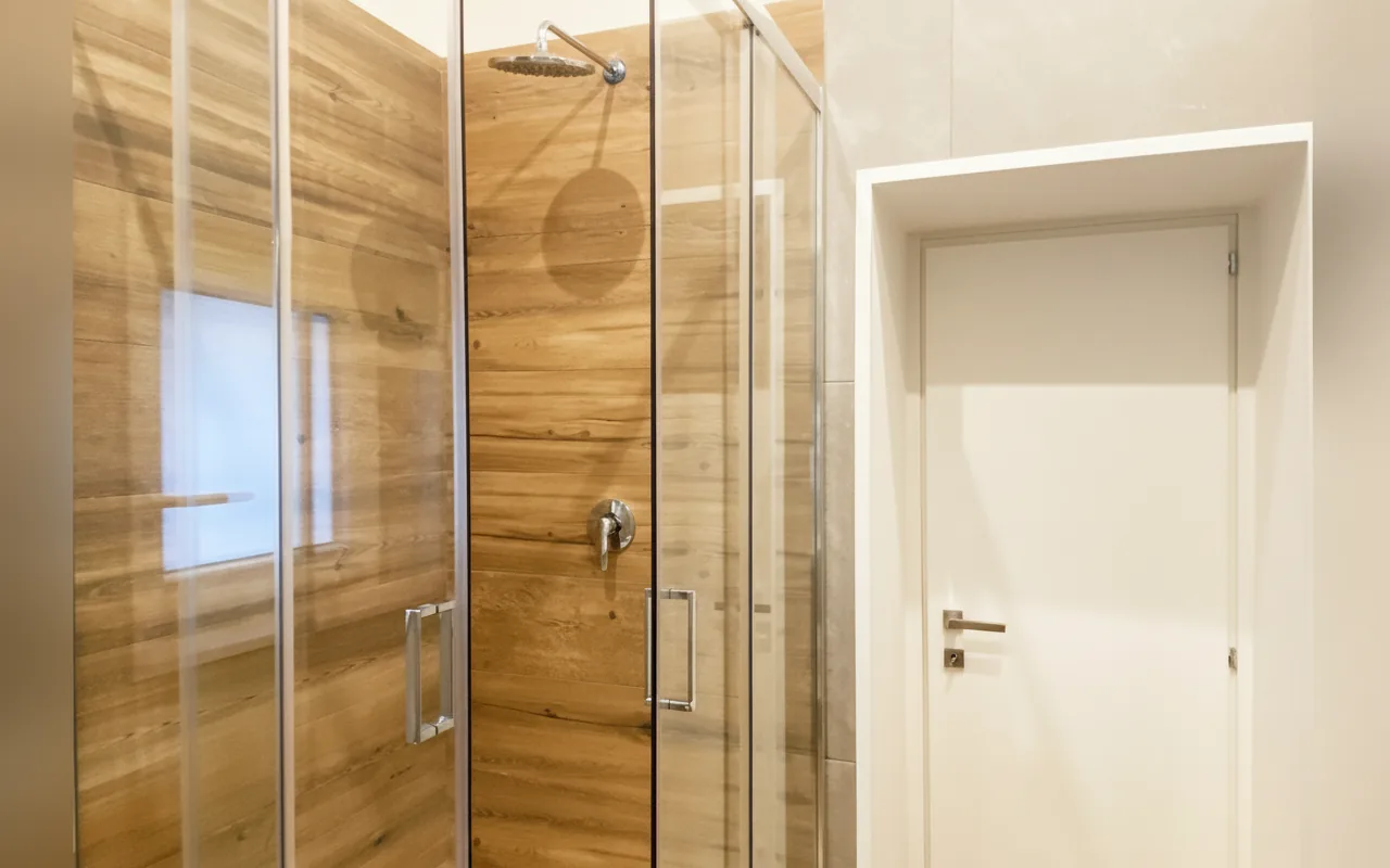 Camera con bagno privato — Sami B&B, Taranto (Puglia) (foto 29)
